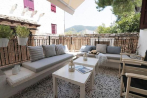 Chora Apartment